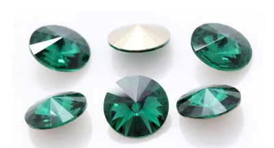 18mm Emerald Rivoli