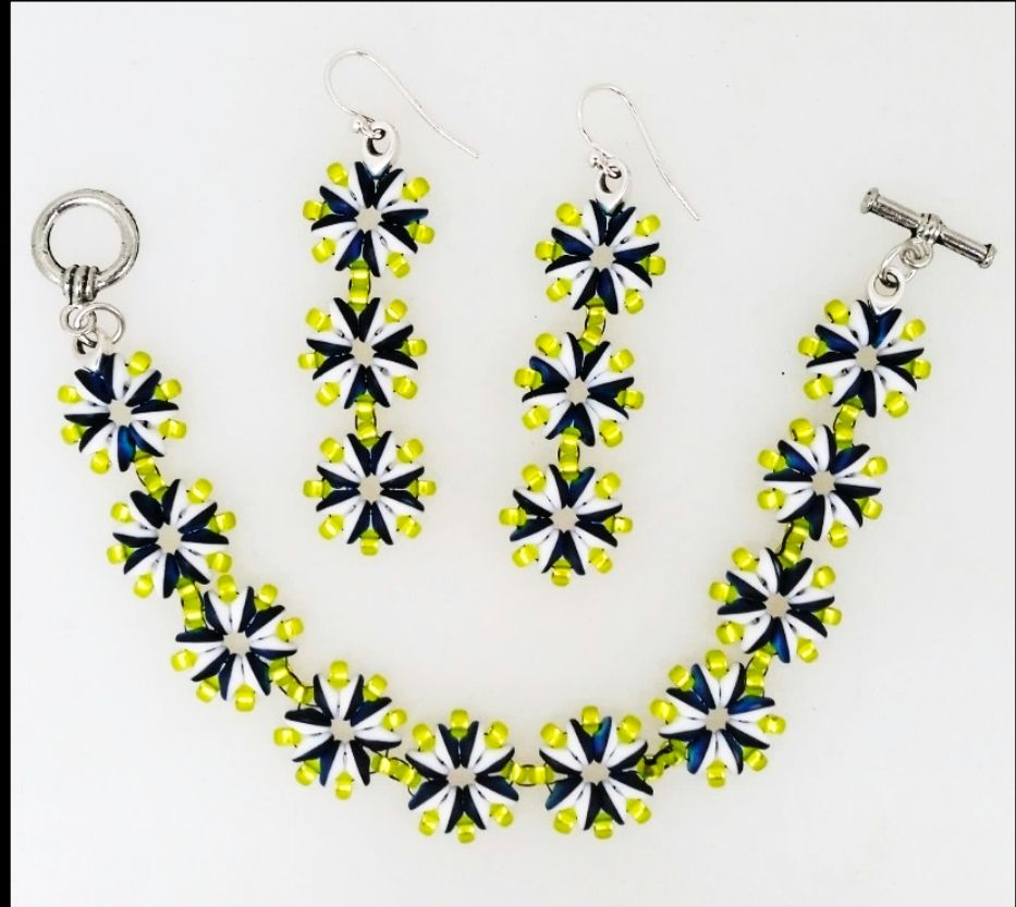 A Free Pattern: Pinwheel Bracelet & Earrings A Free Pattern: Pinwheel Bracelet & Earrings