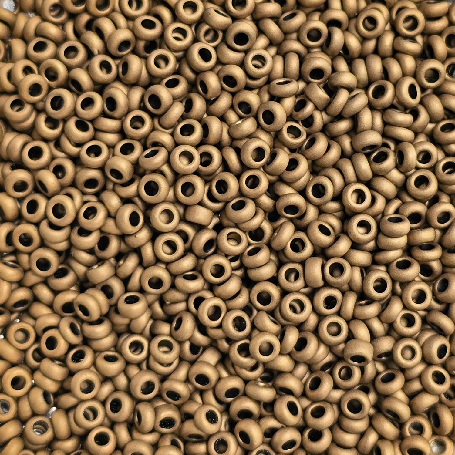 Toho 11/0 Demi Round Beads: Matte Bronze Toho 11/0 Demi Round Beads: Matte Bronze