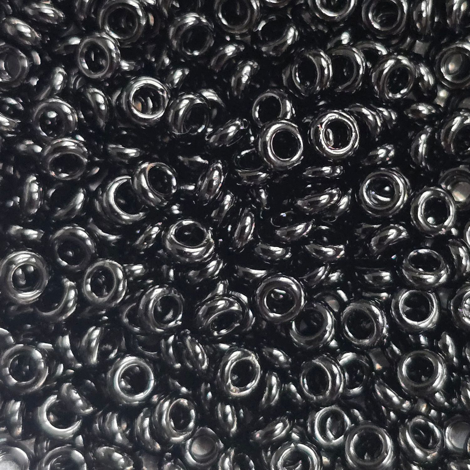 Toho 8/0 Demi Round Beads: Jet 