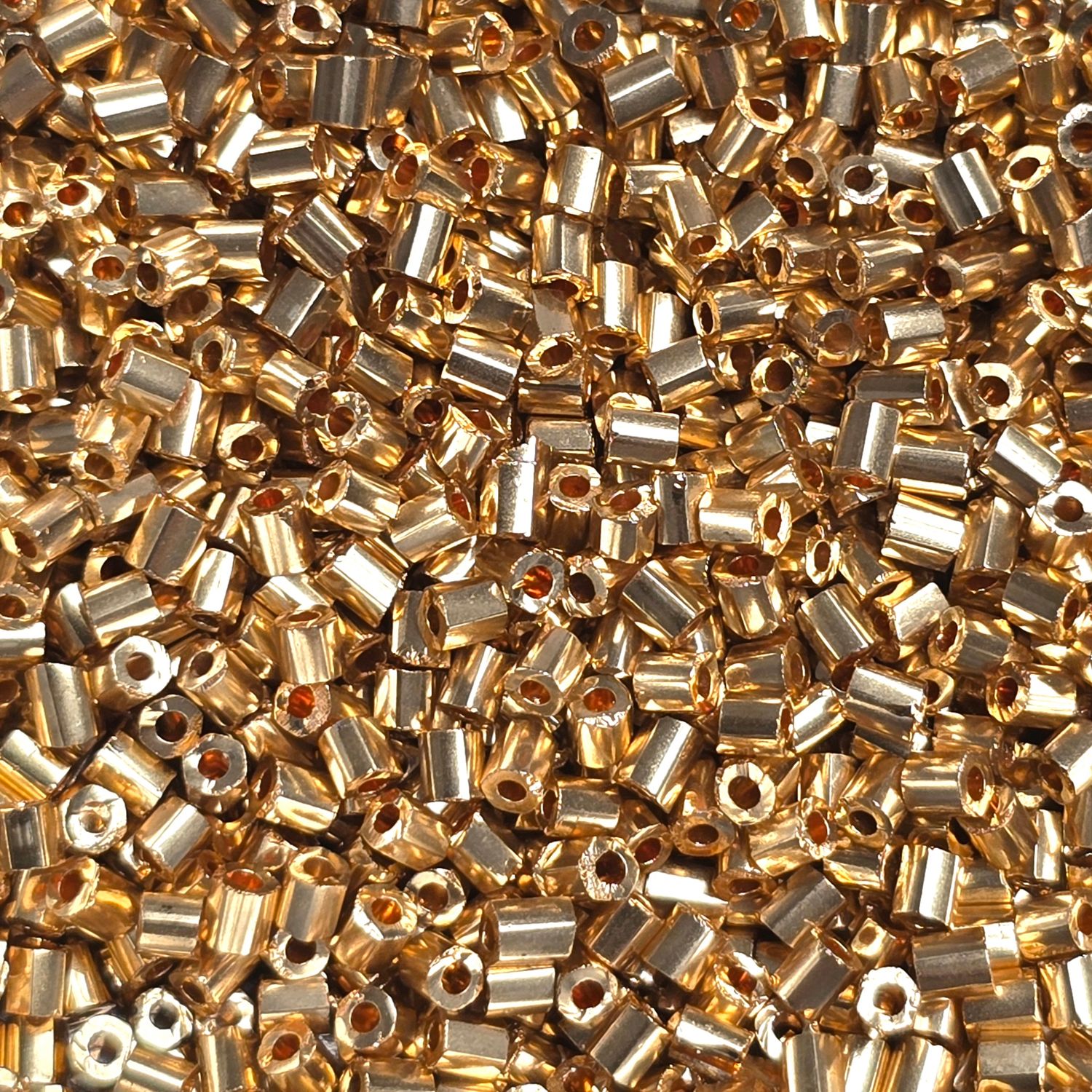 11/0 Hex Seed Beads #471