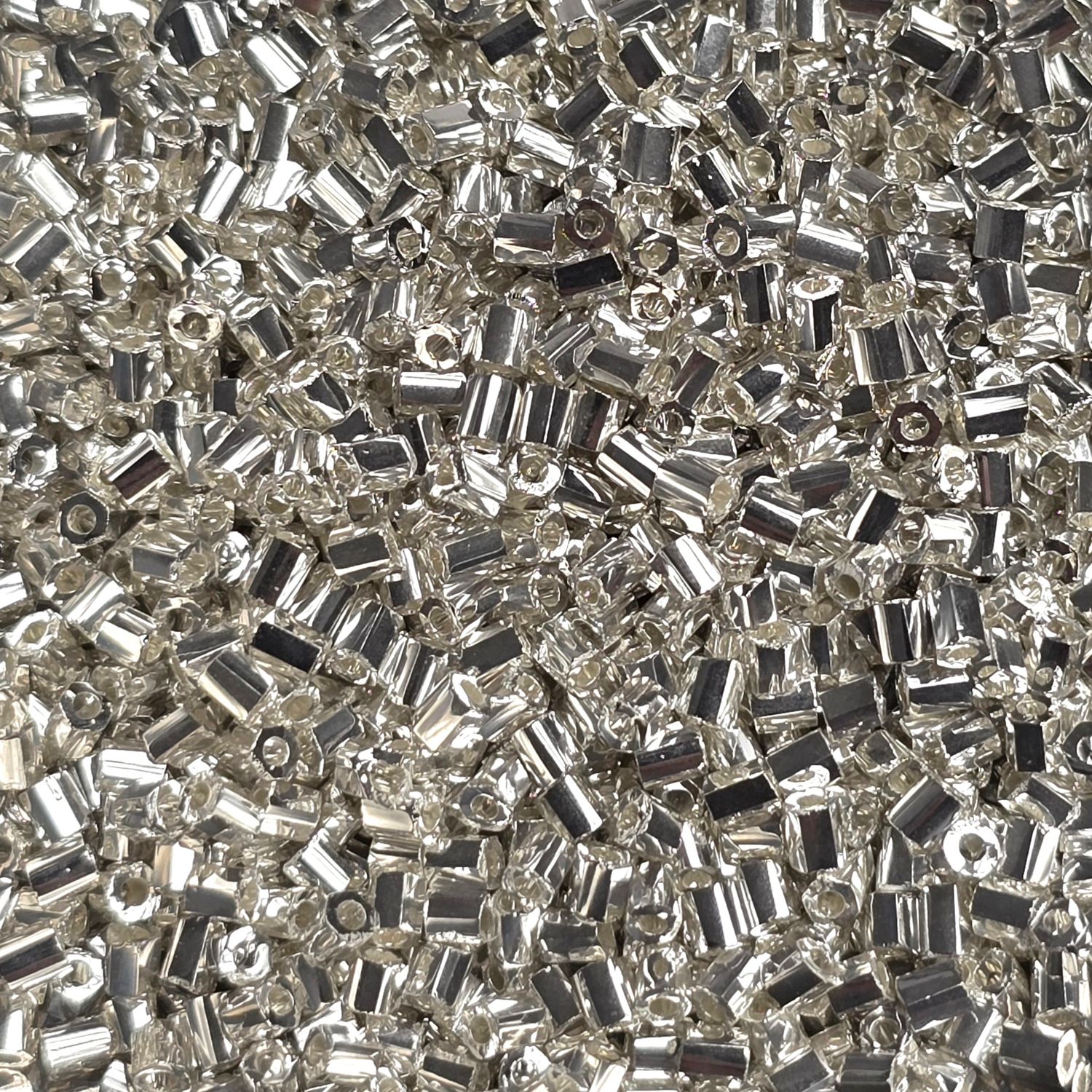 11/0 Hex Seed Beads #470