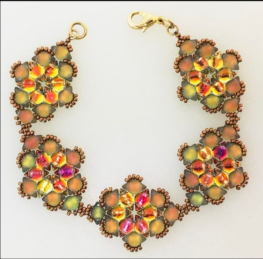 Free Pattern: Stepping Stones Bracelet Free Pattern: Stepping Stones Bracelet