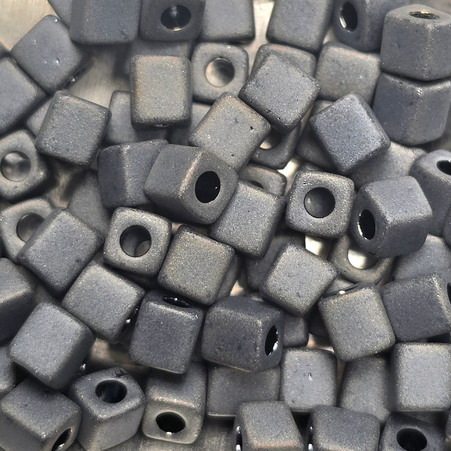 SB4-2002: Miyuki Metallic Matte Silver Grey - 4mm Square/Cube Beads
