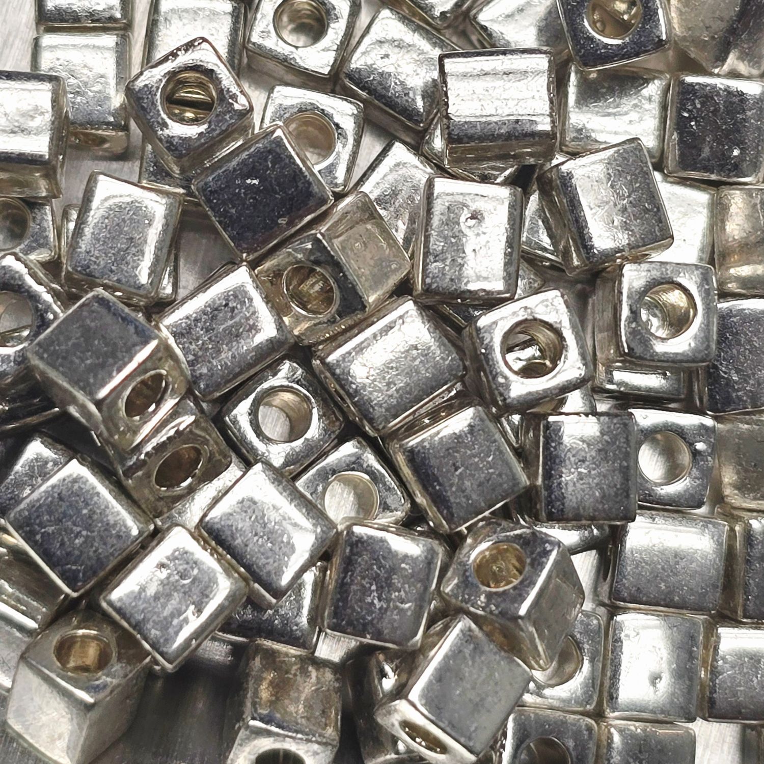 SB4-1051: Miyuki Galvanized Silver  - 4mm Square/Cube Beads