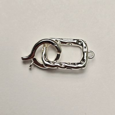 Hammered Square Round Clasp: Silver Plated