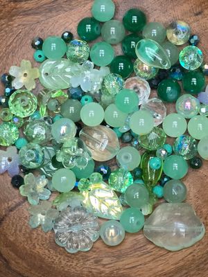 Glass Bead Mix 50 Grams: Green