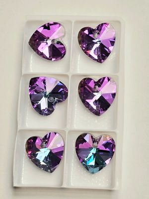 Heart Crystal Pendants 14mm: Light Virtail
