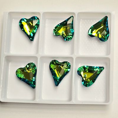 Crystal Heart Pendants 17x14mm: Blue-Green