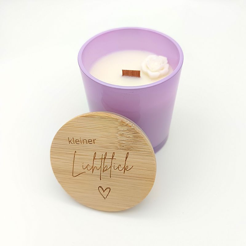 LILA Holzdocht Sojawachskerze, kleiner Lichtblick, Trauerkerze oder in schweren Zeiten zur Aufmunterung