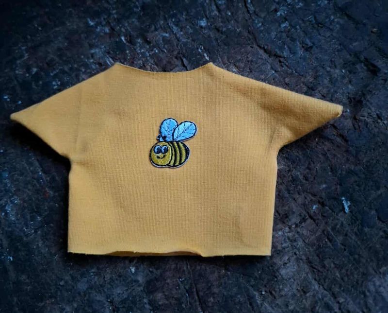 Bienen T-Shirt fuer 23 cm Philomena Kloss Baeren Bienen T-Shirt fuer 23 cm Philomena Kloss Baeren