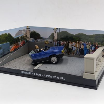 Renault 11 Taxi model car - a View to a kill - James Bond 007 collection - scale 1/43 - no magazine