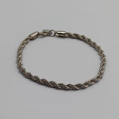 Sterling silver twisted bracelet - weighs 7.9 grams