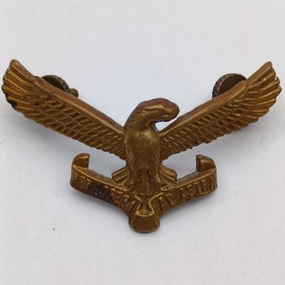 Union of South Africa WW2 period cap badge and Shoulder title - Airforce