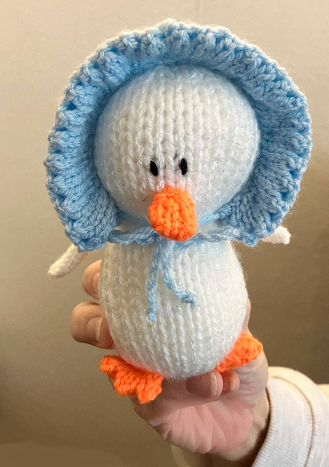 Jen's KNITS Daisy Duck