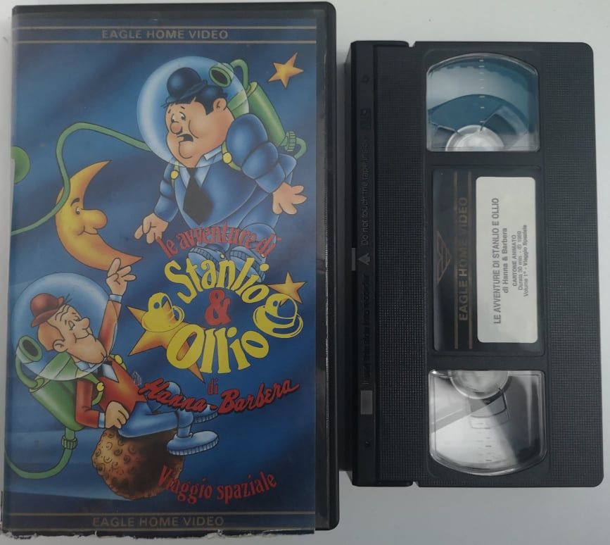 TeknoFilm - VHS – LE AVVENTURE DI STANLIO & OLIO Volume 1 - VIAGGIO SPAZIALE e....altri 5 Episodi (1966) - EAGLE (INEDITO IN DVD) TeknoFilm - VHS – LE AVVENTURE DI STANLIO & OLIO Volume 1 - VIAGGIO SPAZIALE e....altri 5 Episodi (1966) - EAGLE (INEDITO IN DVD)