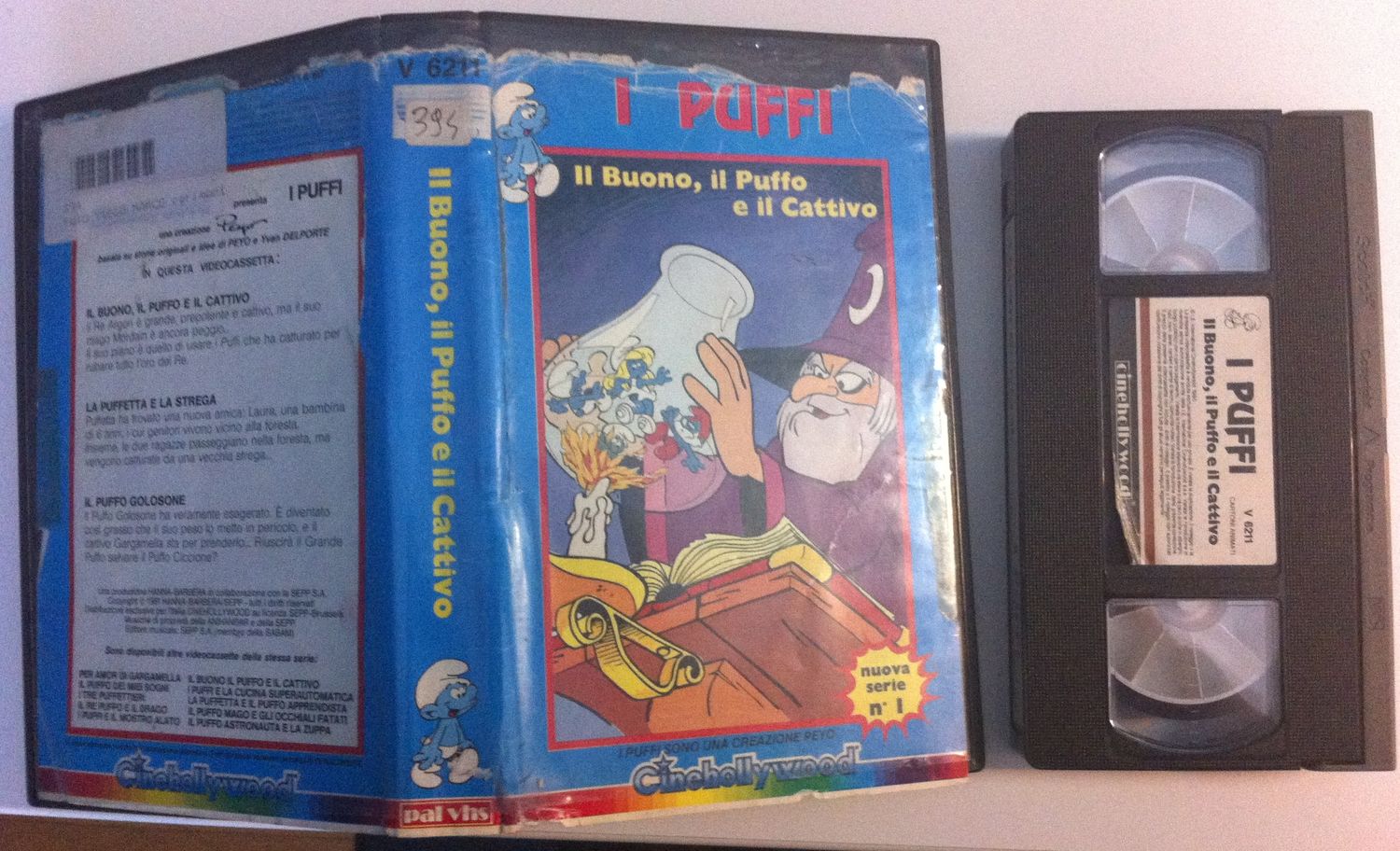 TeknoFilm - VHS – I PUFFI Nuona Serie Volume 1 (3 Episodi) - IL BUONO IL PUFFO E IL CATTIVO (1981) - CINEHOLLYWOOD (INEDITO IN DVD) TeknoFilm - VHS – I PUFFI Nuona Serie Volume 1 (3 Episodi) - IL BUONO IL PUFFO E IL CATTIVO (1981) - CINEHOLLYWOOD (INEDITO IN DVD)