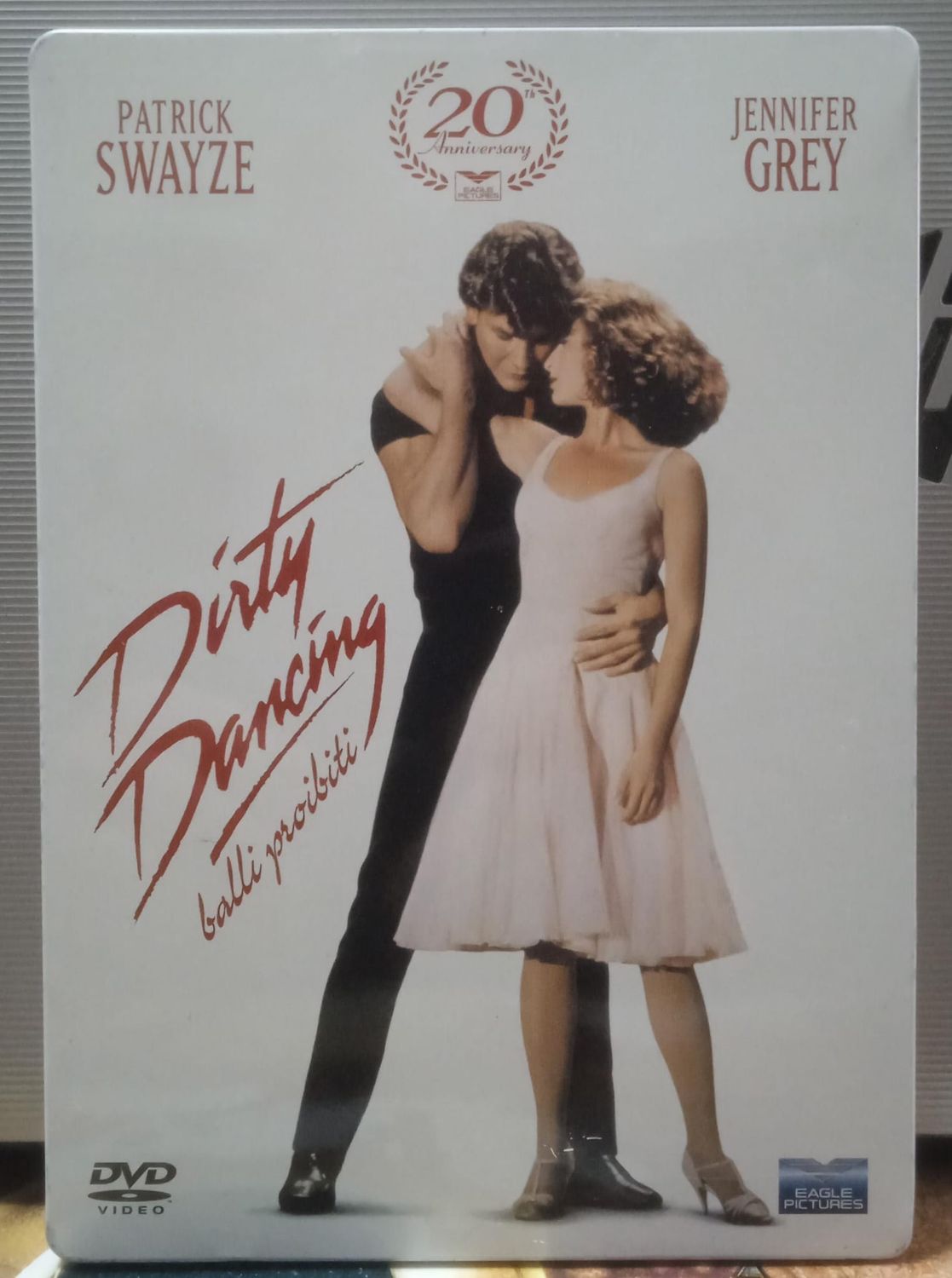 TeknoFilm - DVD (Tin box) – DIRTY DANCING - BALLI PROIBITI di Emile Ardolino (1987) - EAGLE TeknoFilm - DVD (Tin box) – DIRTY DANCING - BALLI PROIBITI di Emile Ardolino (1987) - EAGLE