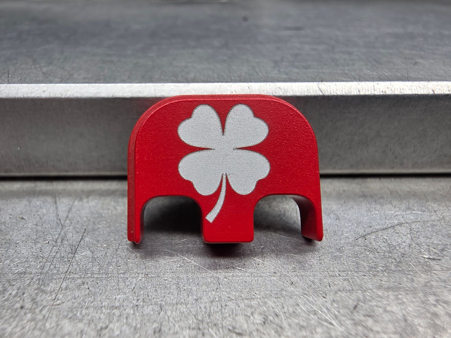 BLEM - 4 Leaf Clover - Aluminum Red