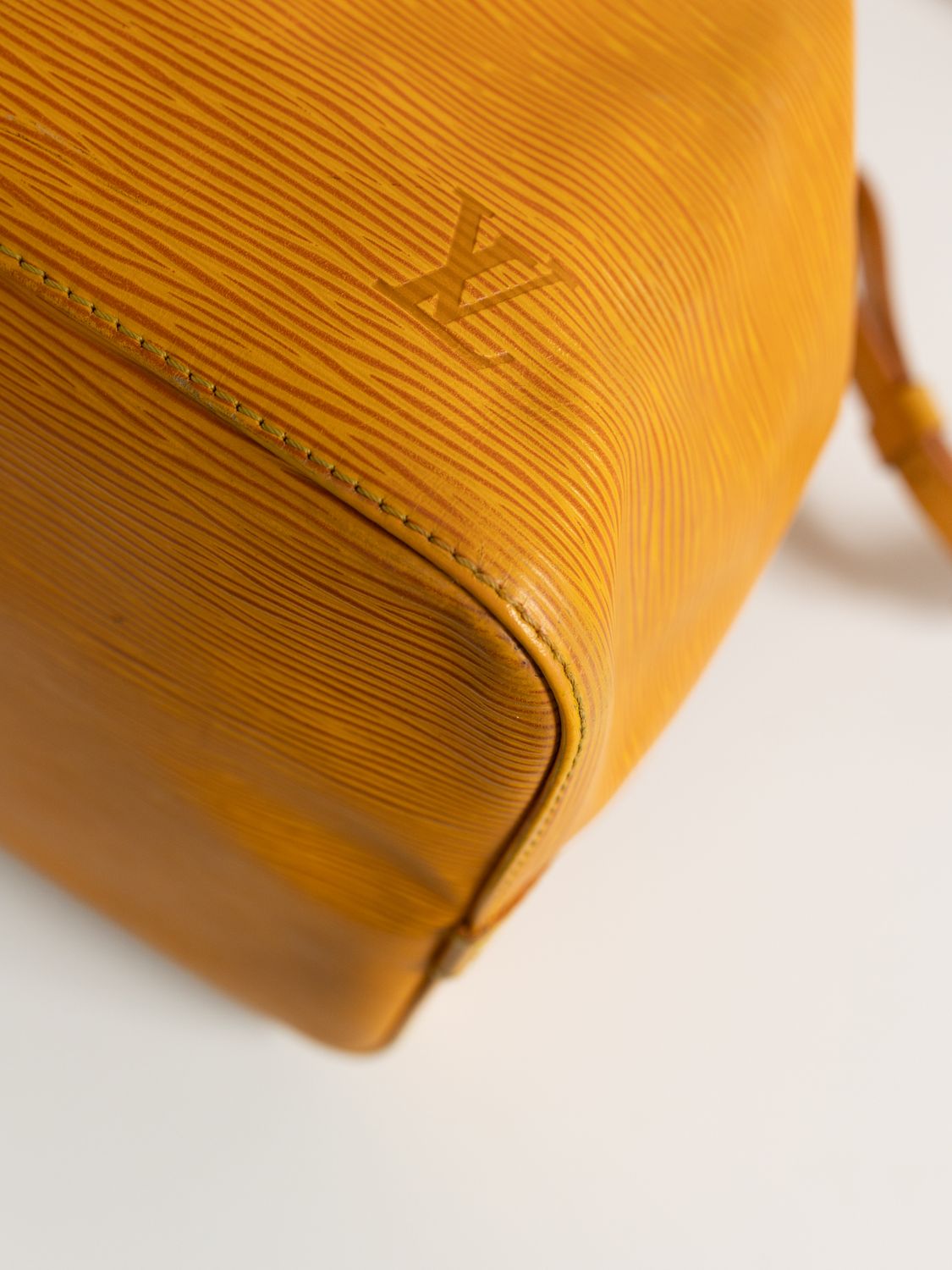 Louis Vuitton Noé 1995 Bag