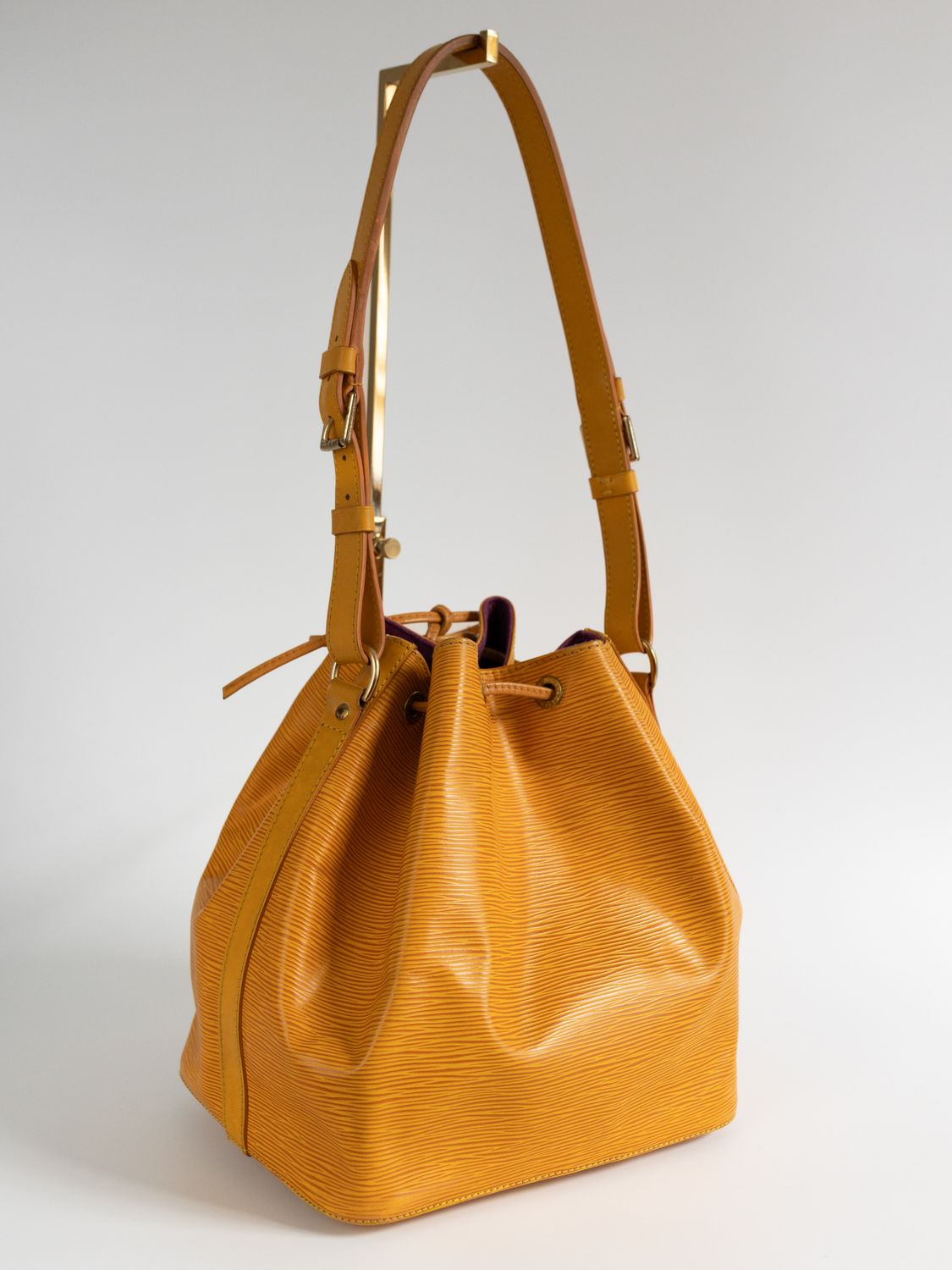 Louis Vuitton Noé 1995 Bag