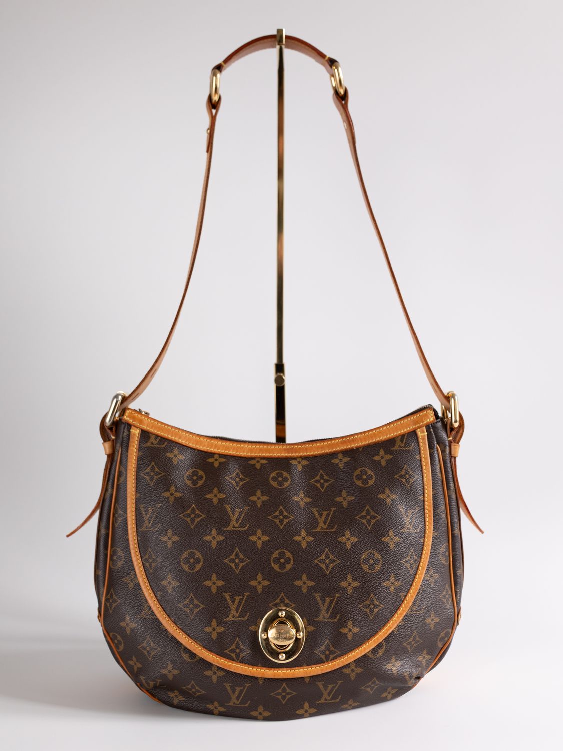 Louis Vuitton Tulum GM Bag