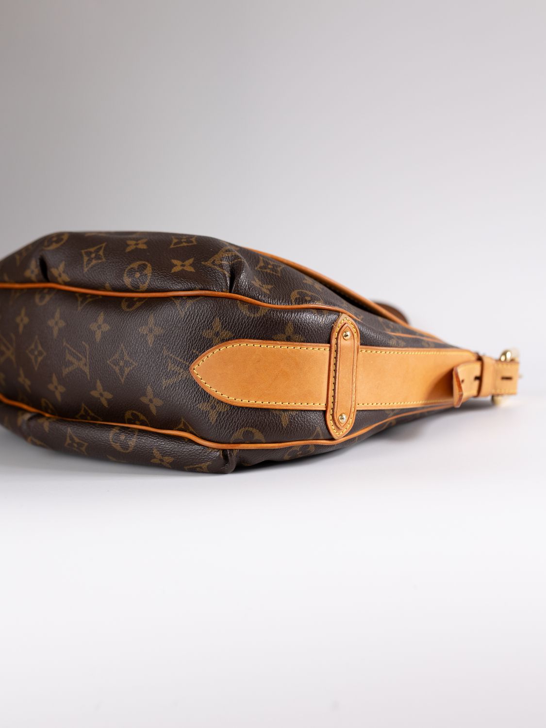 Louis Vuitton Tulum GM Bag