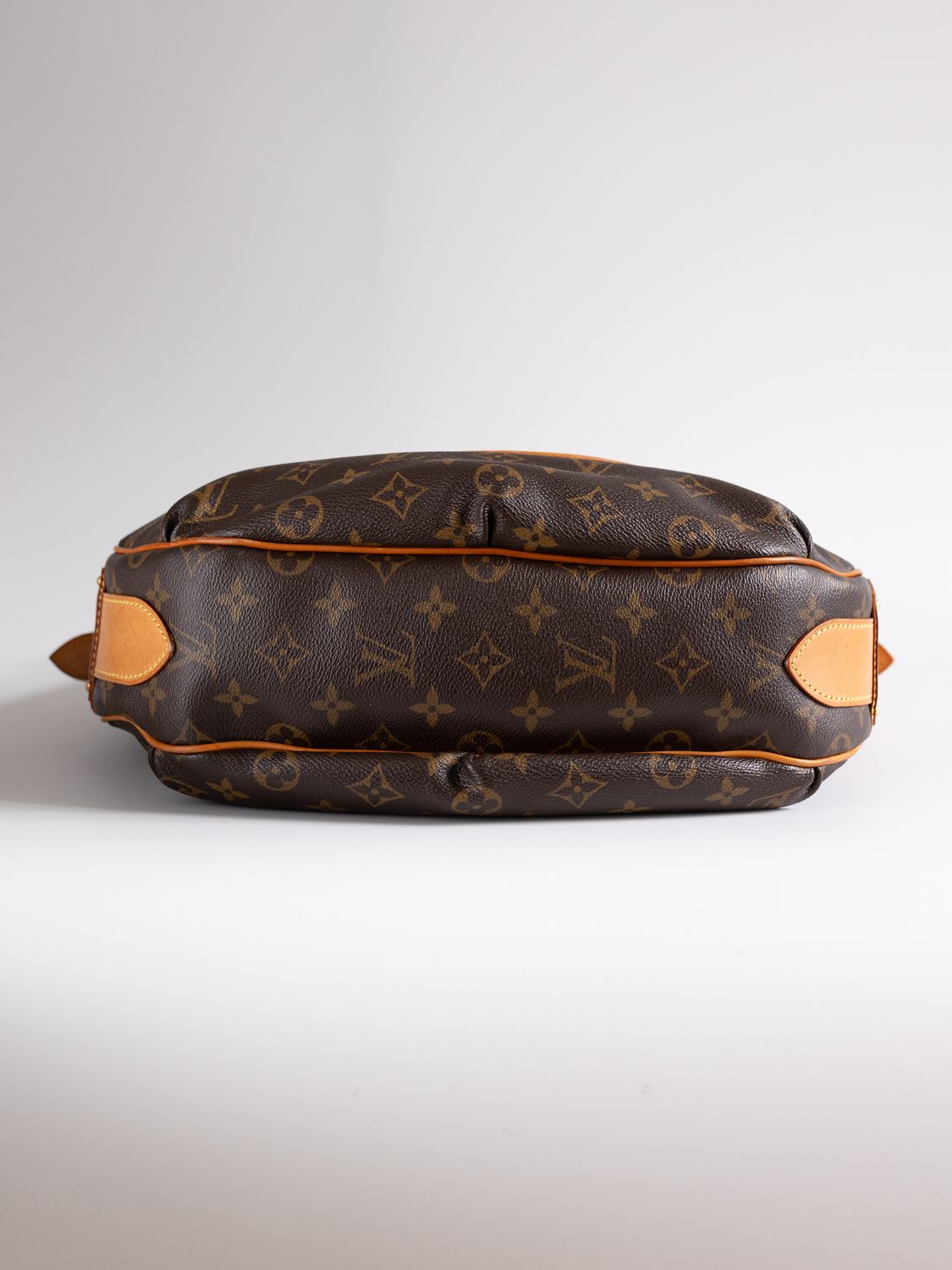 Louis Vuitton Tulum GM Bag