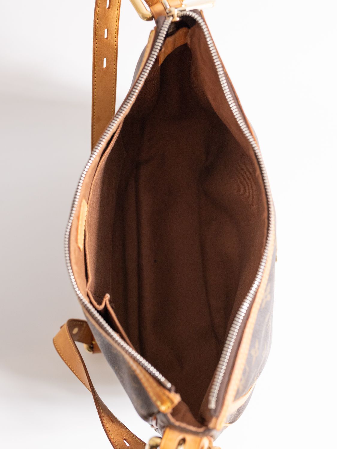 Louis Vuitton Tulum GM Bag