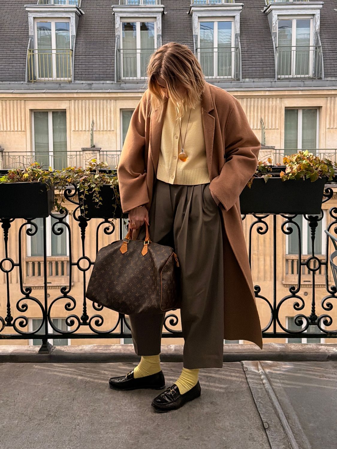 Louis Vuitton Speedy 40 Bag