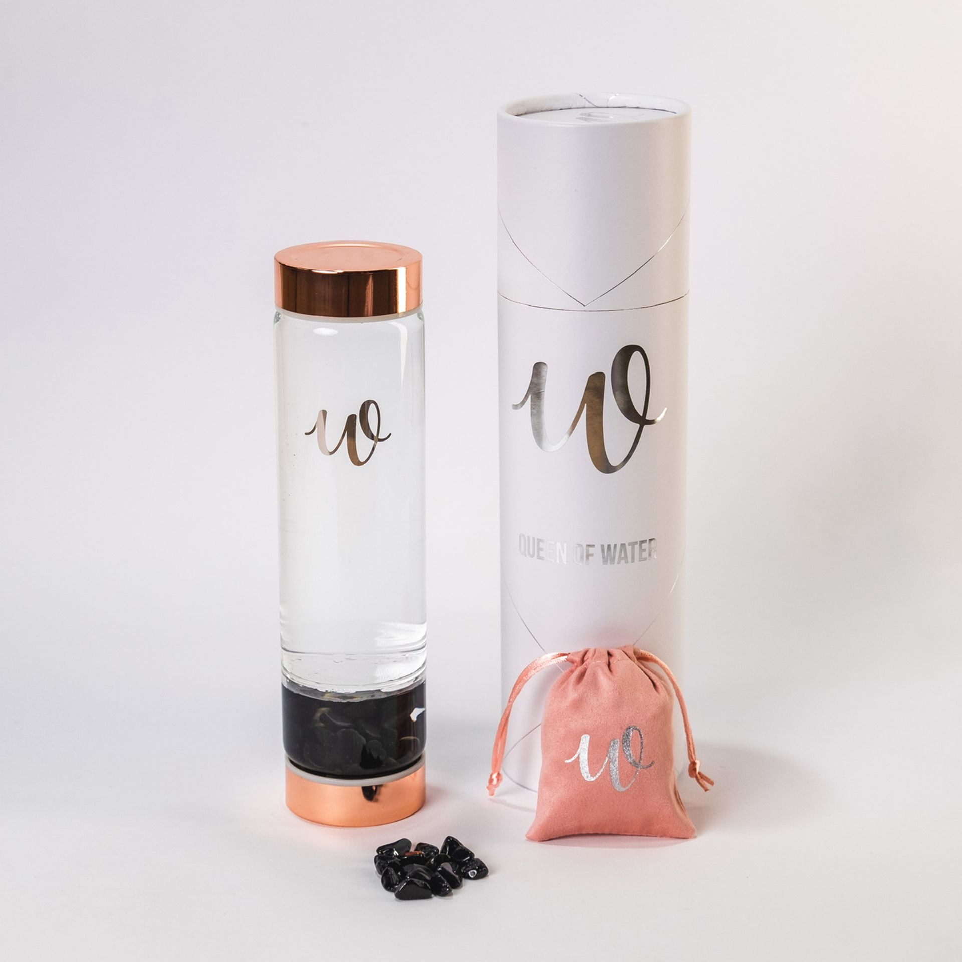 Queen of Water - glazen waterfles gevuld met edelstenen