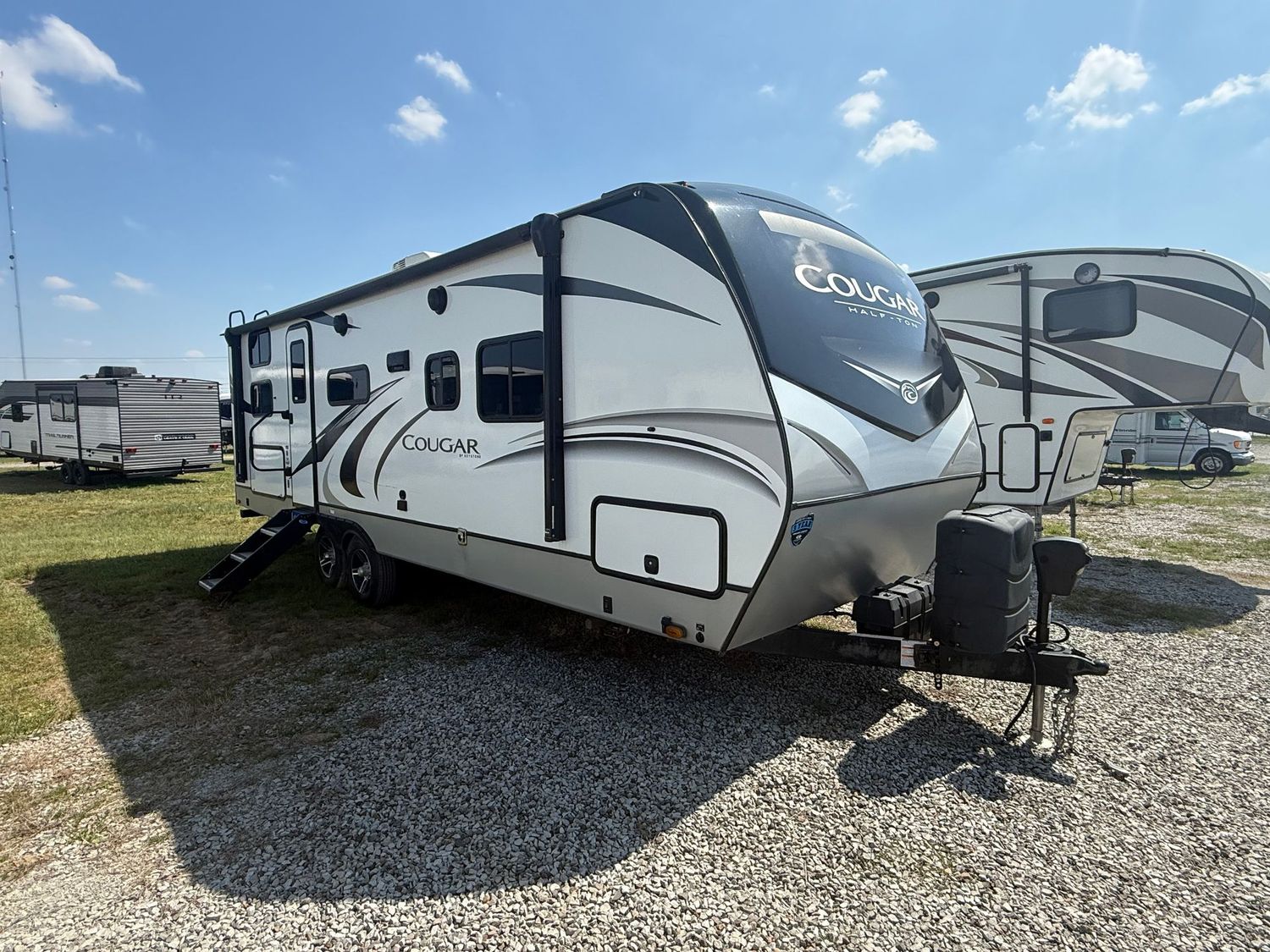 2021 Keystone Cougar Half-Ton 25BHSWE 2021 Keystone Cougar Half-Ton 25BHSWE