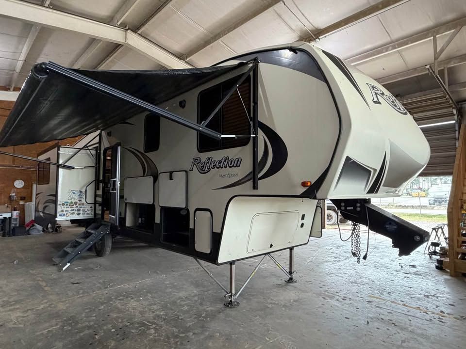 2020 Grand Design 31MB - 2 BR Bunkroom