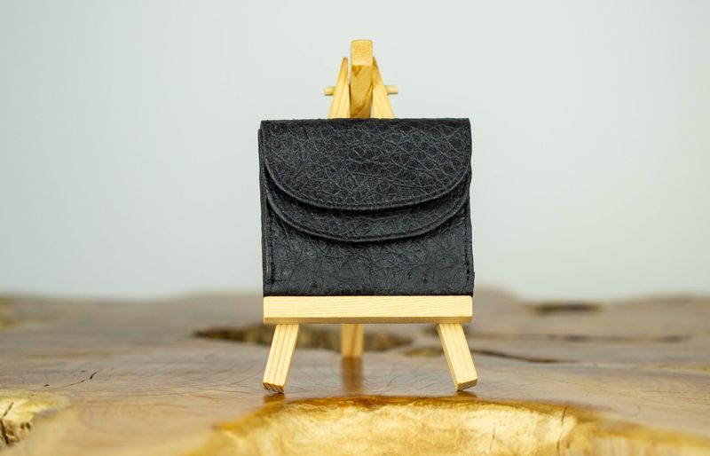 Mini-Portemonnaie aus Straußenleder