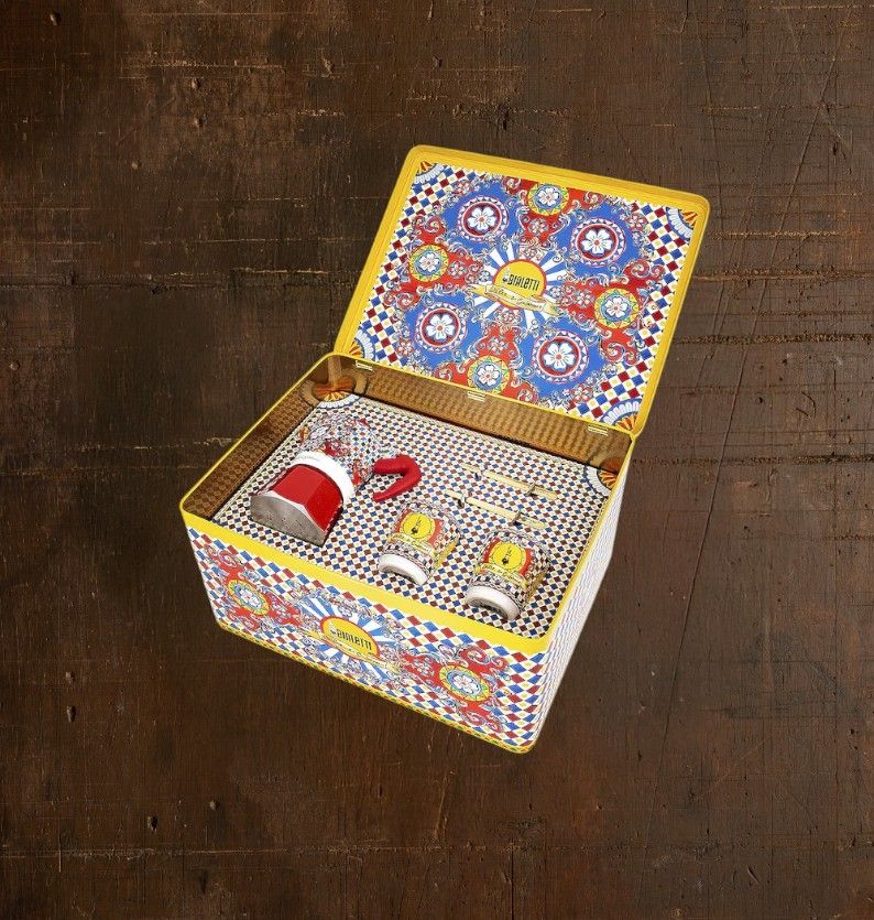 Bialetti Dolce and Gabbana Moka &amp; cup Gift Set