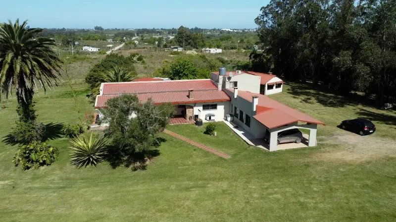 CHACRA 2 HECTAREAS, CON HERMOSA CASA - CASARINO - GRAN POTENCIAL MULTIPROPOSITO