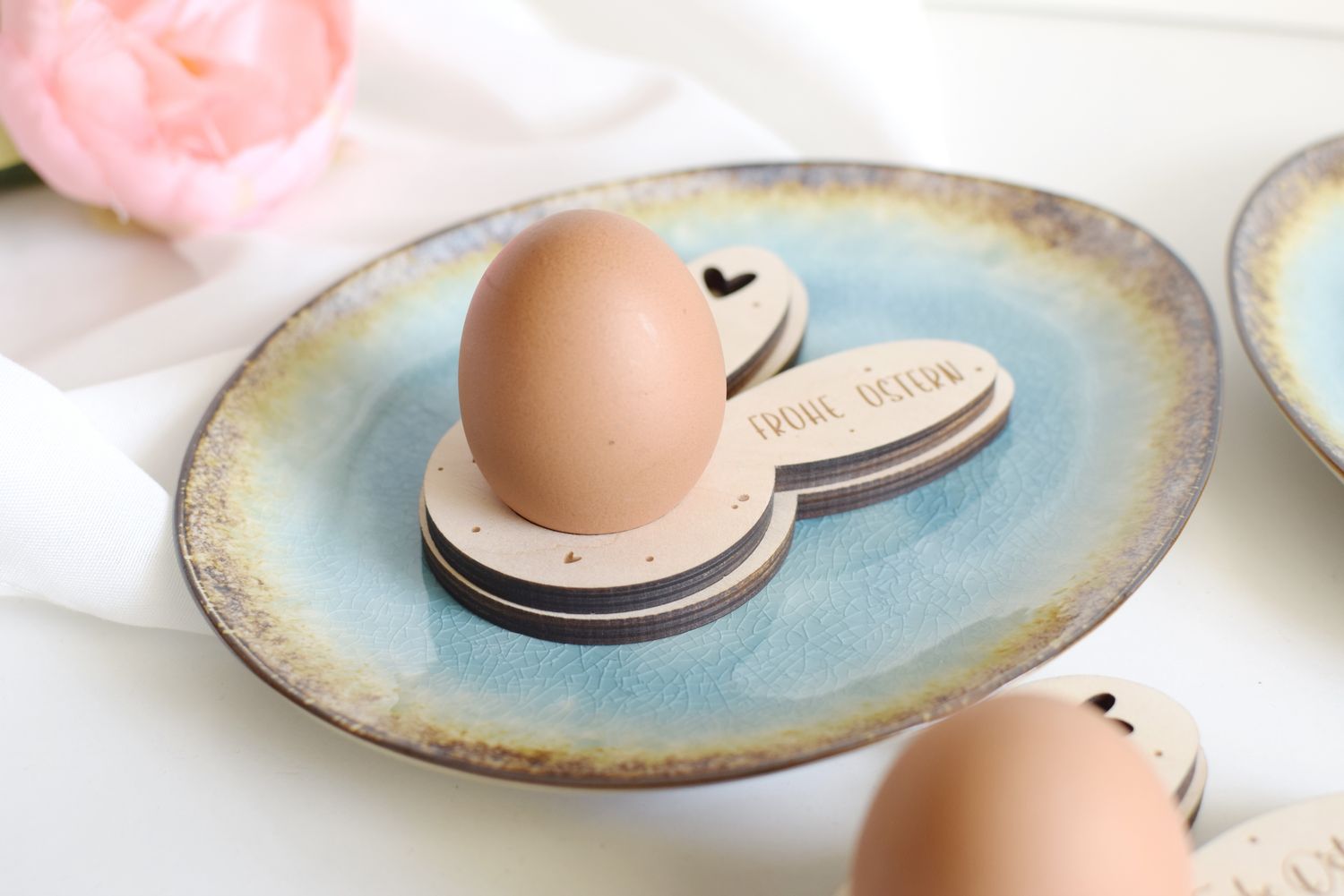 Personalisierter Eierbecher Ostern aus Holz