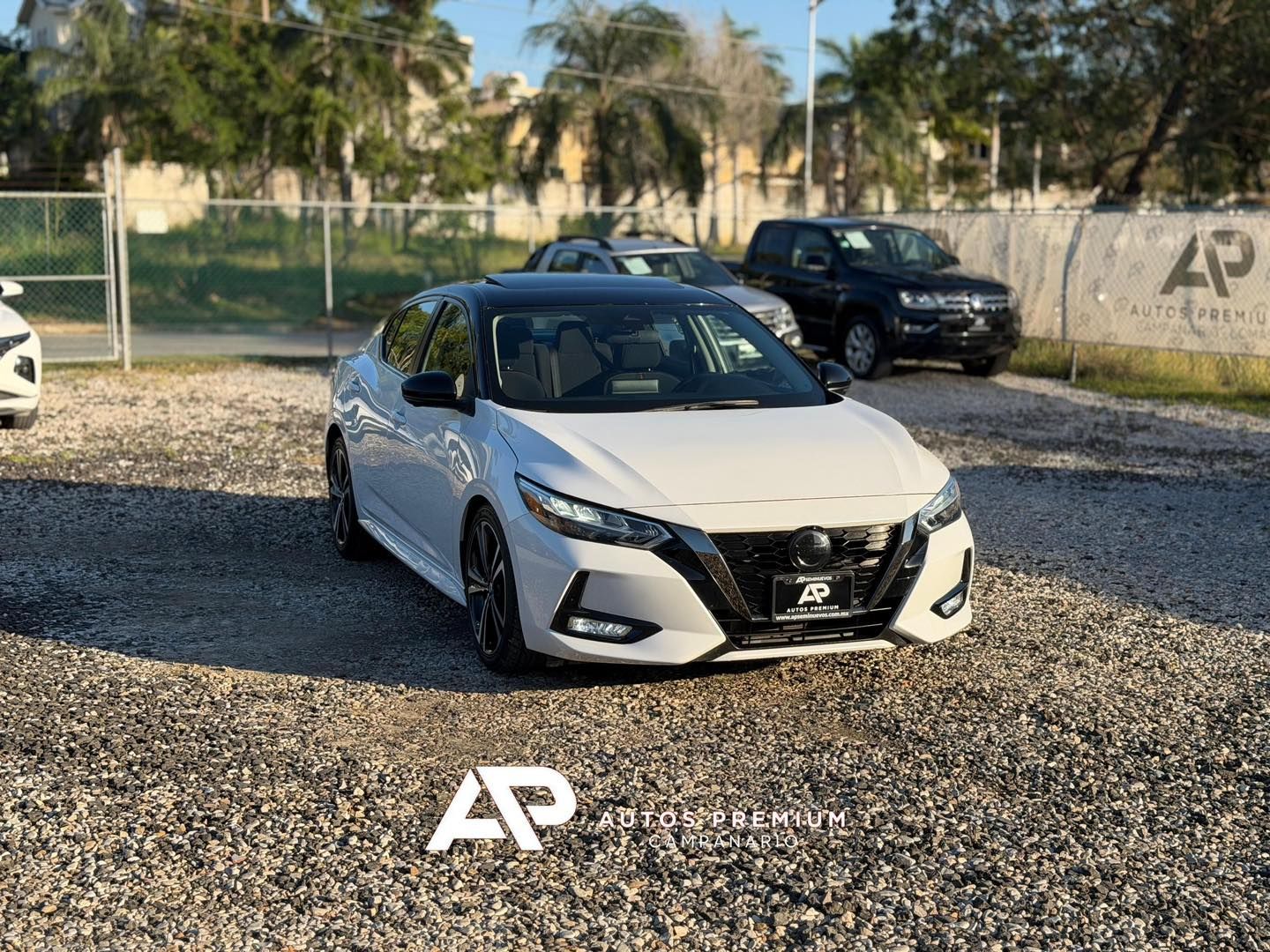 Nissan Sentra SR Bi Tono 2023