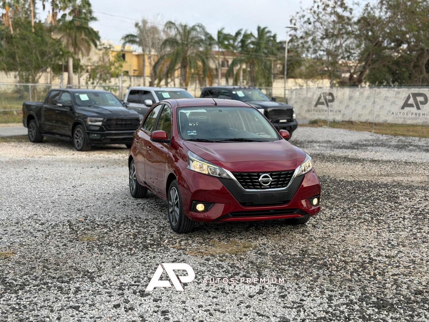 Nissan March Exclusive 2021