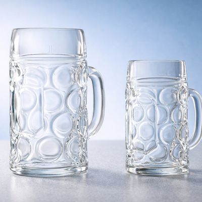Bierkrug aus Klarglas mit klassischer Spiegelaugenstruktur in 1,0 Liter und 0,5 Liter