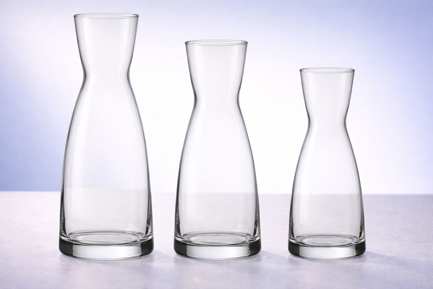Glaskaraffen Ypsilon aus Klarglas in drei Größen