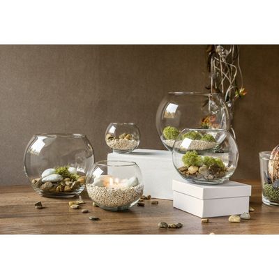 Glaskugel Vase klar, ab € 10,00 Runde Glaskugel Vase aus klarem Glas in verschiedenen Durchmessern als dekorative Tischvase