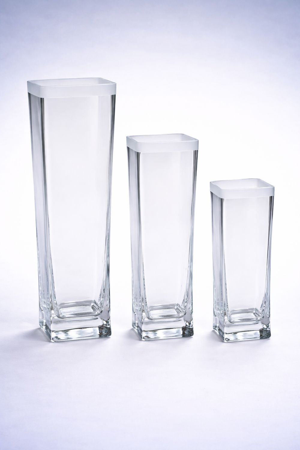 Eckige Glasvasen aus klarem Glas in drei Höhen, gravierbar