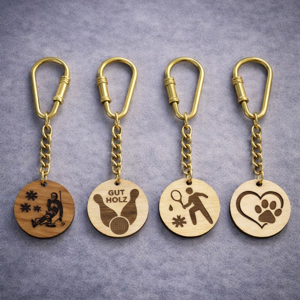 Schlüsselanhänger aus Holz mit Wunschmotiv, ab € 3,00 Runder Holz Schlüsselanhänger mit individueller Gravur und Metallring
