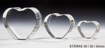 Kristallherz in 3 Größen, im Geschenketui, ab € 27,90 Kristallherzen in verschiedenen Größen inkl. Geschenketui