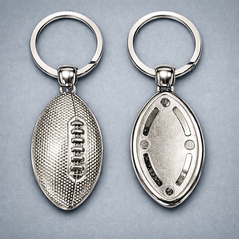 Metall Schlüsselanhänger American Football silberfarben mit Gravurfläche
