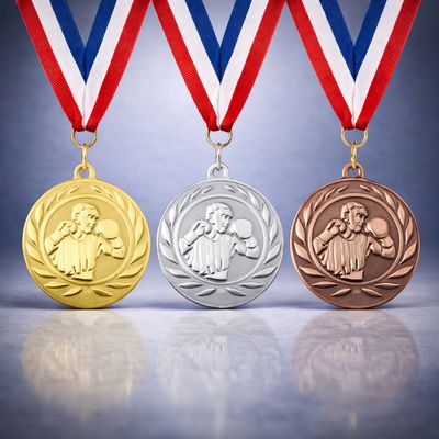 Boxmedaille mit Boxer Motiv in Gold Silber Bronze
