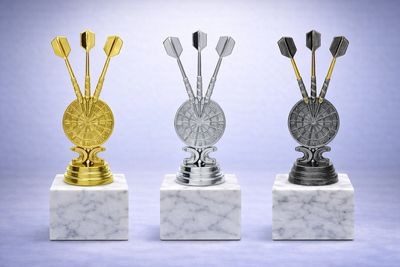 Darts Schraubfigur Spieler in Gold Silber Antik