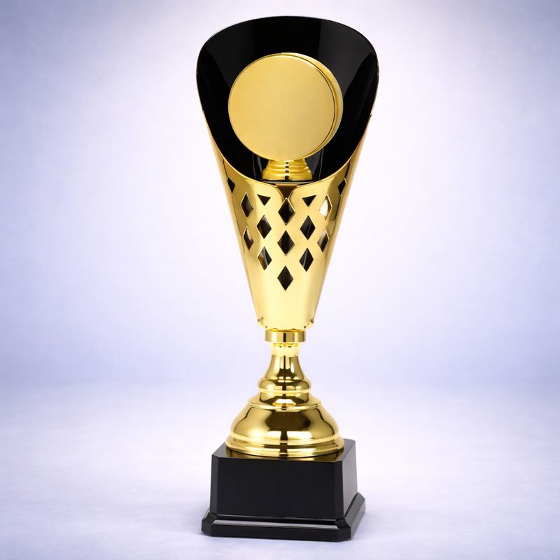 Eishockeypokal Gold mit Emblemhalter Puck Look