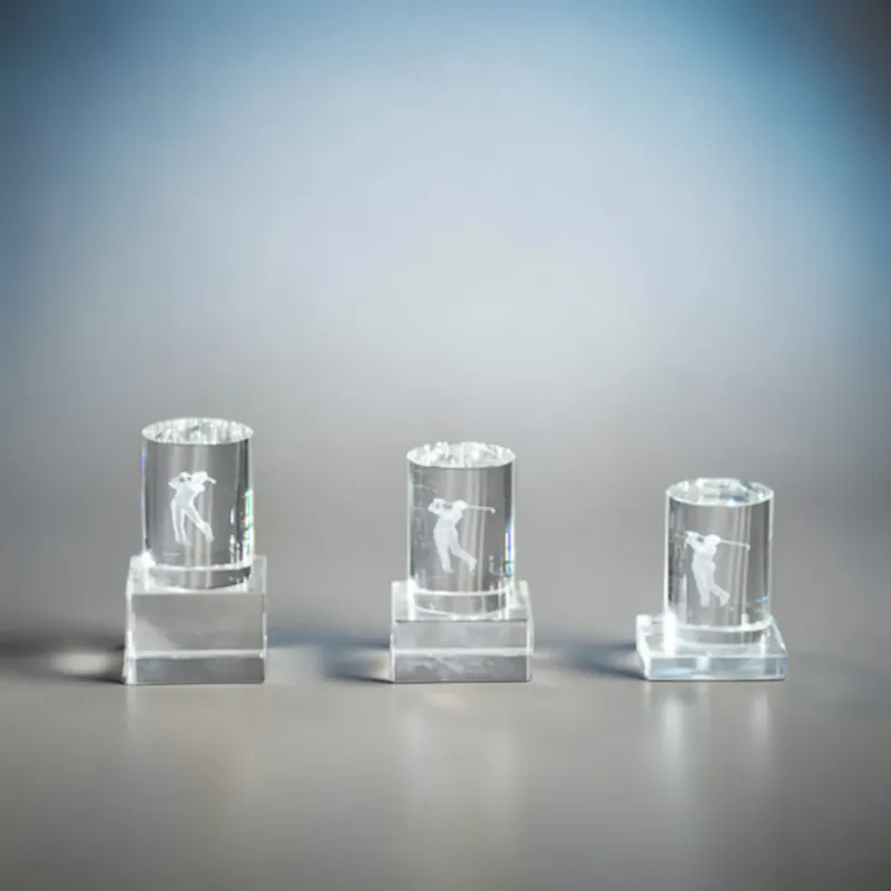 Golfaward Crystal Golfer aus Glas mit 3D graviertem Golfer